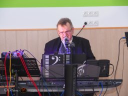 Mit Musik zur Menschlichkeit-VinziRast 8.03.2025